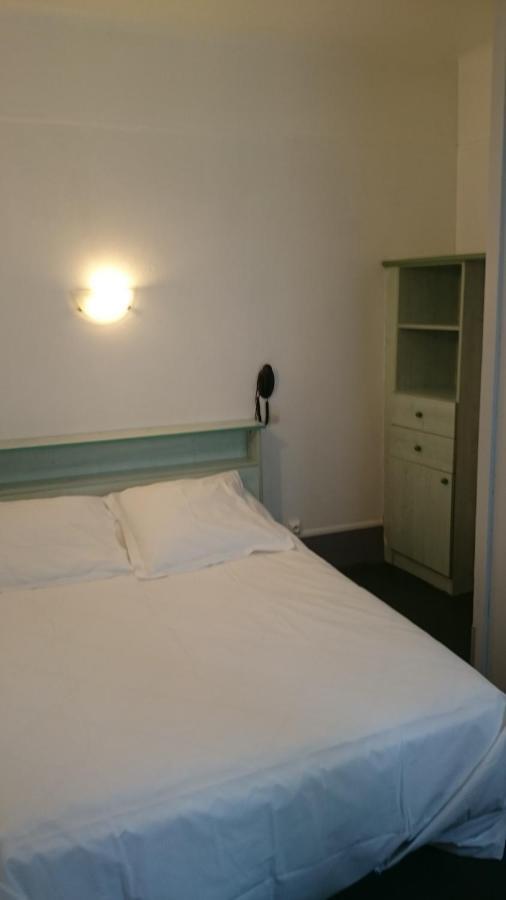 Hotel De Normandie อาเมียงส์ ภายนอก รูปภาพ